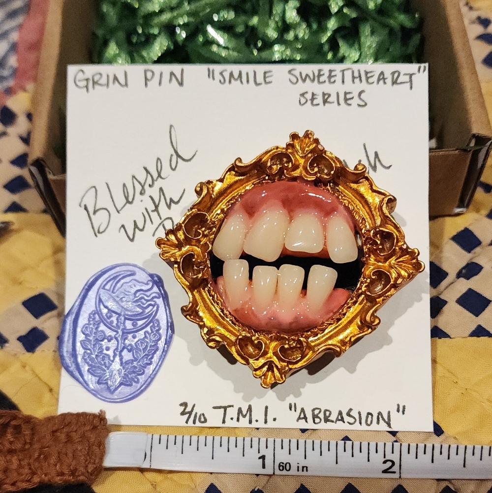 Teeth Pin